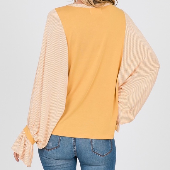 ♥️SALE♥️Hailey & Co Batwing Style Blouse - Picture 8 of 9